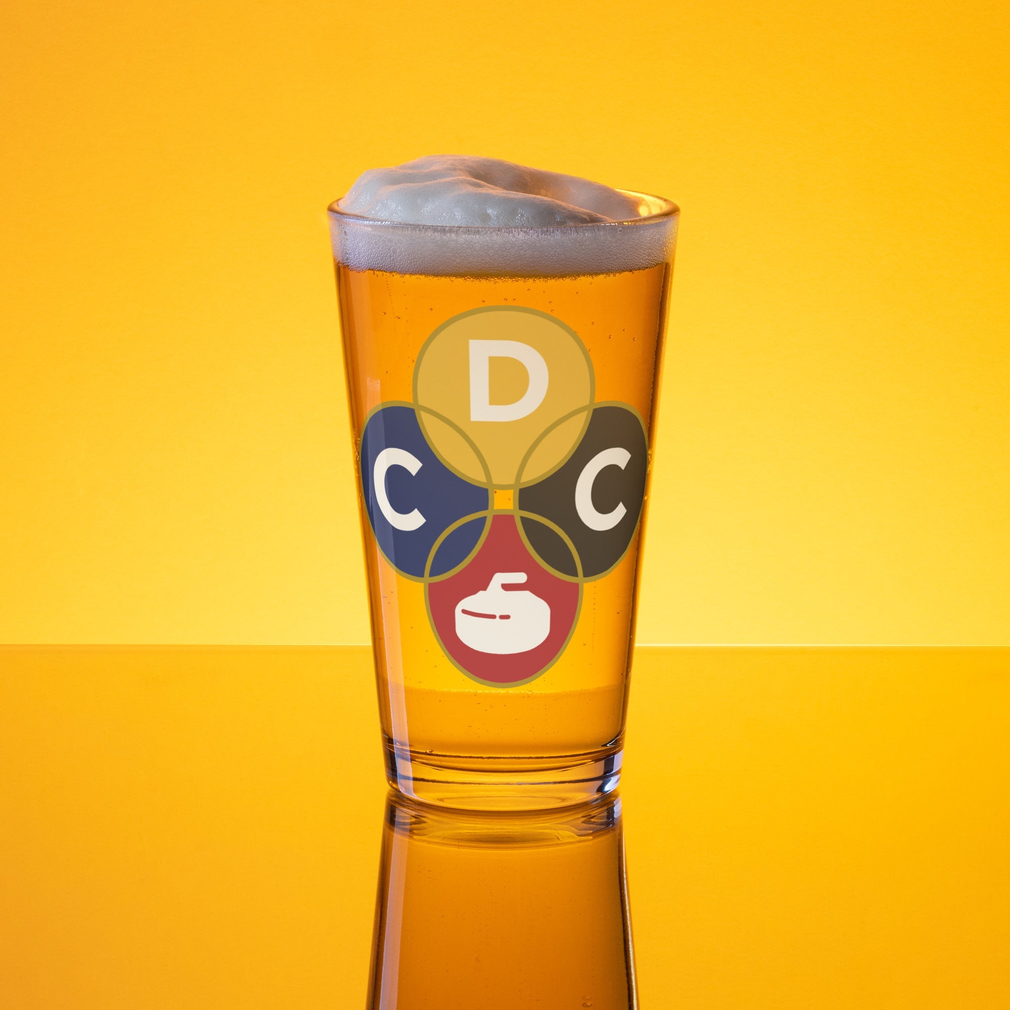 Duluth Curling Club Shaker pint glass - Broomfitters