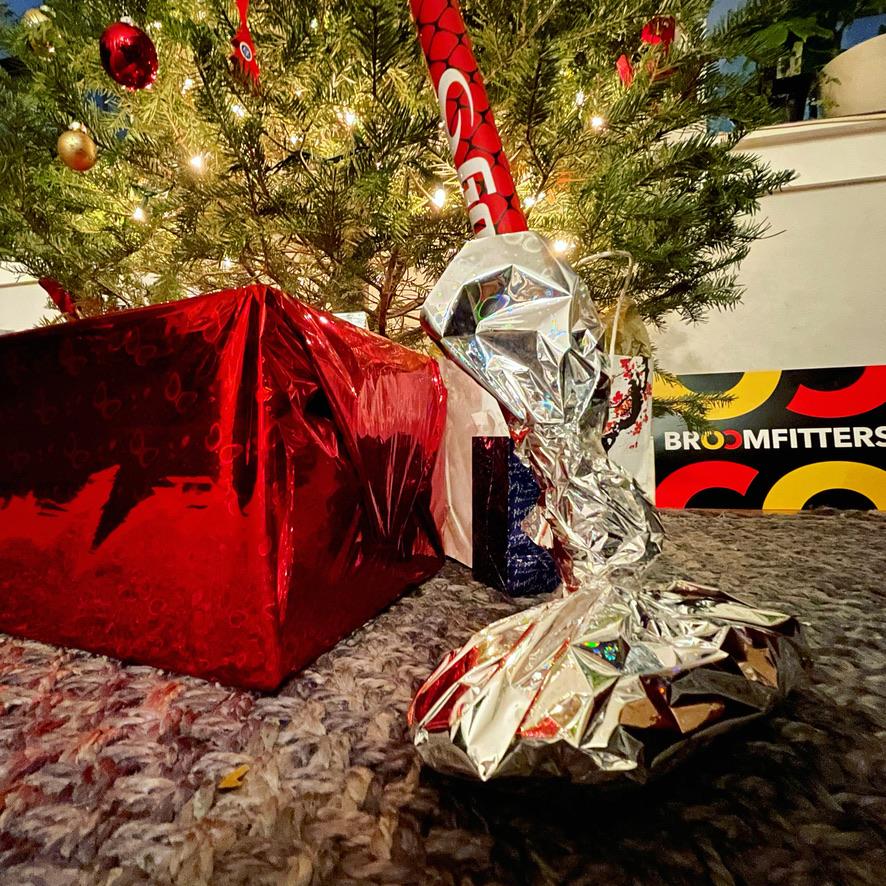 Last-minute Curling Gifts | Broomfitters